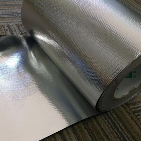 Solution de contrecollage sans solvant pour les matériaux de construction