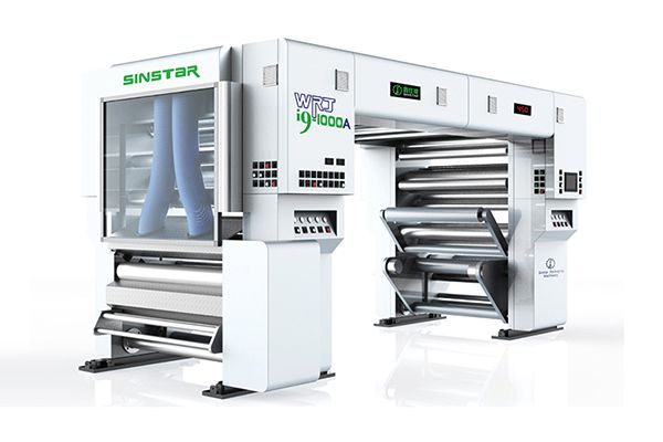 Machine à laminer deux couches adaptée à l'utilisation d'adhésifs sans solvant, permettant une exploitation plus aisée